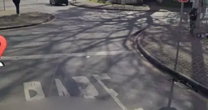 Terreno comercial na rotatória junto a raul pompeia próximo a copel