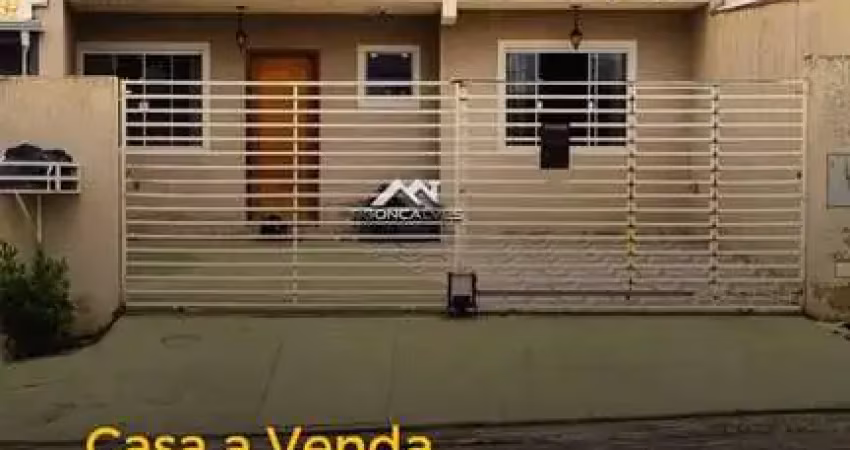 CASA COM ÁTICO EM PIRAQUARA