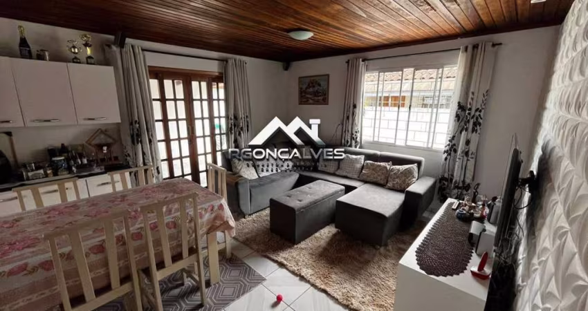 Casa à Venda no Centro de Piraquara