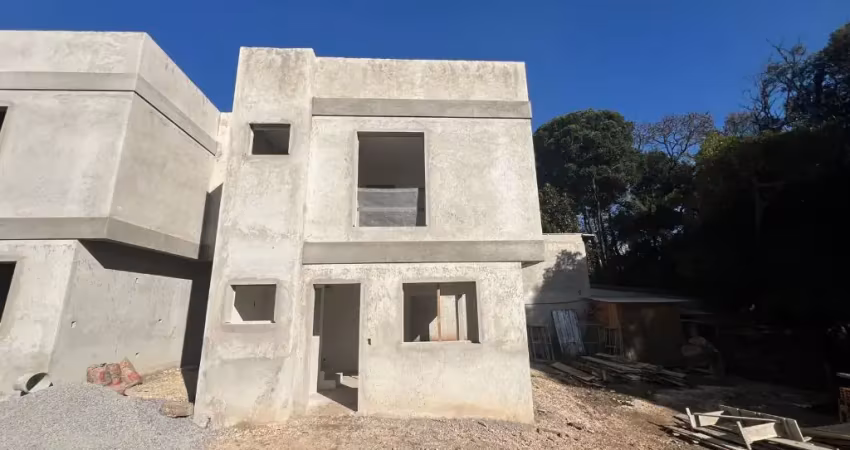 Ótima opção de sobrado em condomínio para quem procura conforto