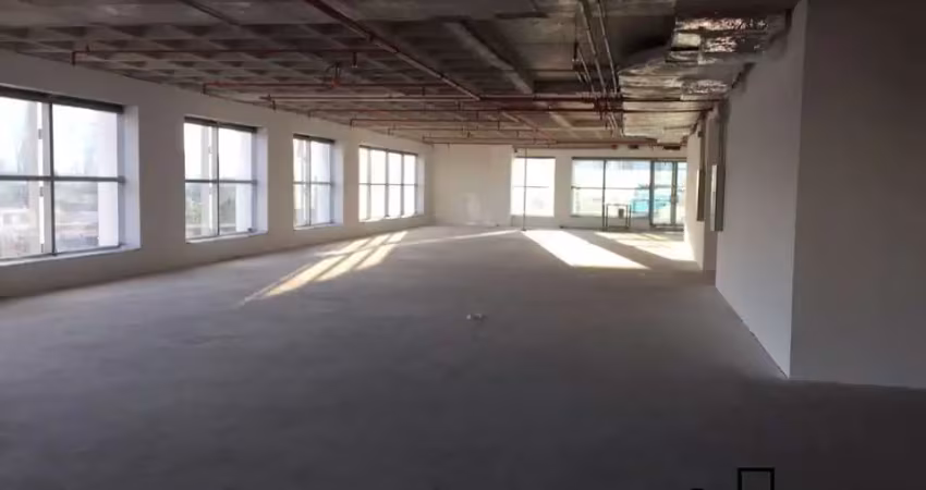 Andar corporativo para locação em ótimo edifício aaa na chucri