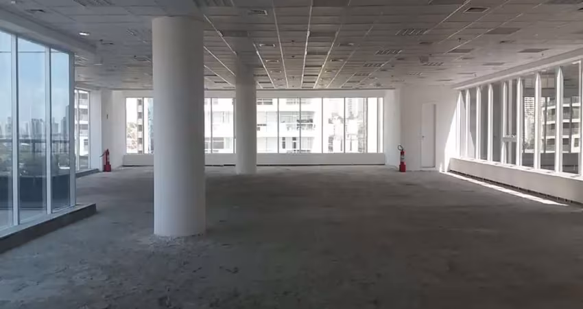 Excelente conjunto comercial de 1.037m² para locação em edifício a!!