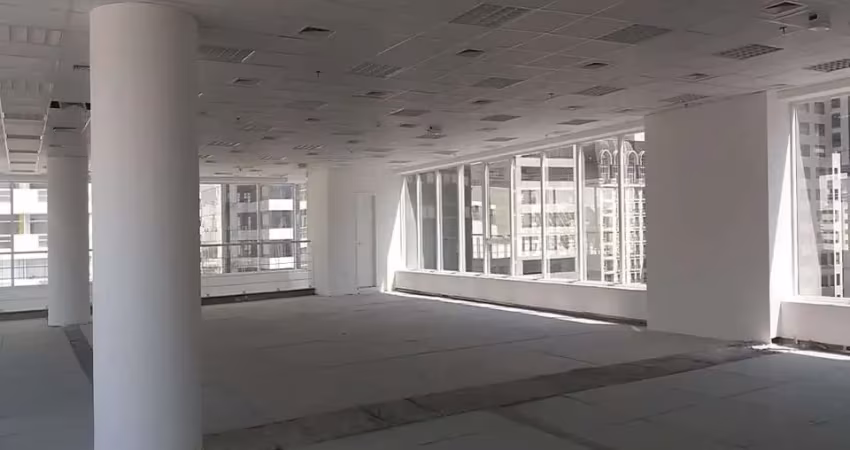 Conjunto comercial de 634m² para locação pero de shopping!!