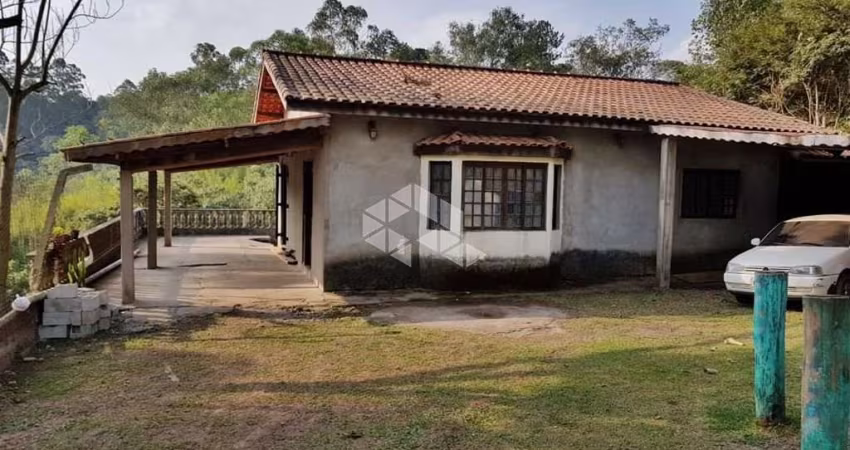 Chácara com 2 dormitórios à venda, 2000 m² por R$ 400.000,00 - São Vicente - Mairiporã/SP