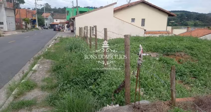 Terreno à venda no Jardim Petrópolis, Cotia 