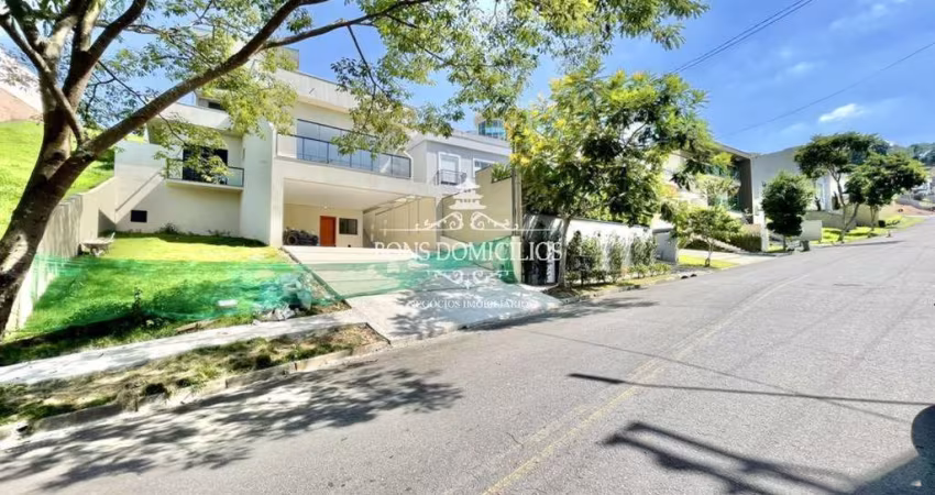 NOVÍSSIMA COM PREÇO REDUZIDO EM CONDOMÍNIO CLUBE NA GRANJA VIANA