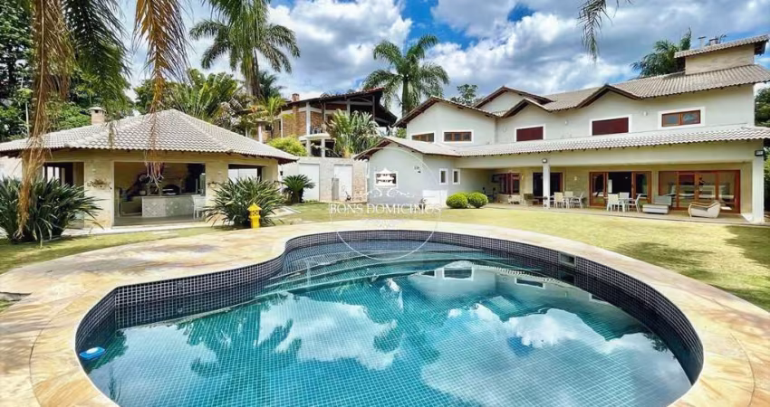 Cond. São Paulo II - MARAVILHOSA! 5 suítes, 70% MOBILIADA, lareiras, piscina, gourmet!