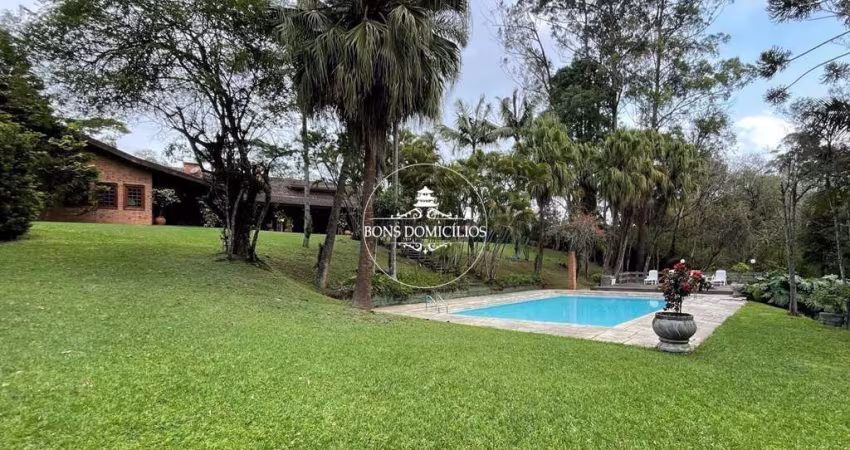 Granja Viana Paradise. Maravilhosa casa de campo rústica na Fazendinha.