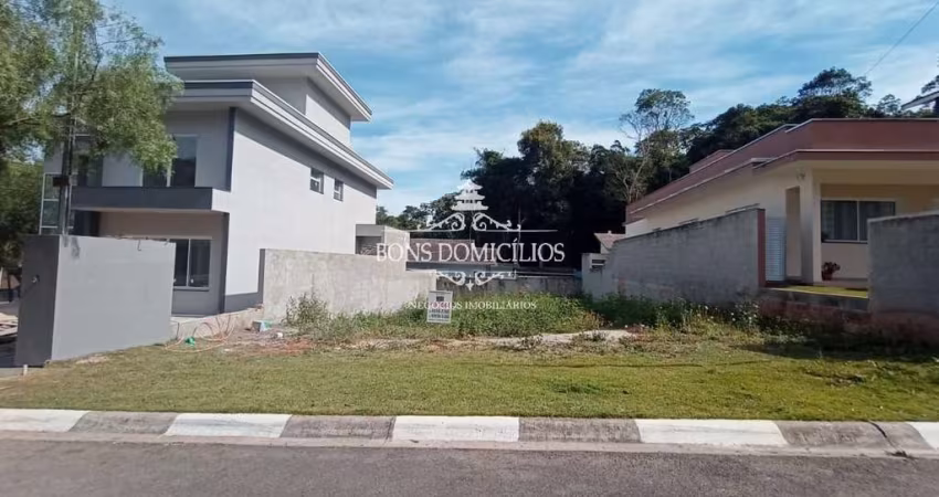 TERRENO EM CONDOMÍNIO FECHADO - 360M² - VARGEM GRANDE