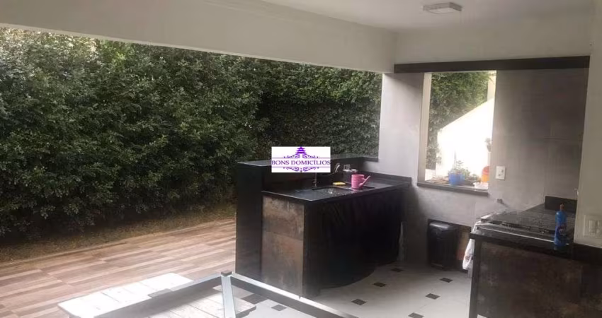 CASA NUM DOS MELHORES CONDOMÍNIOS DA GRANJA