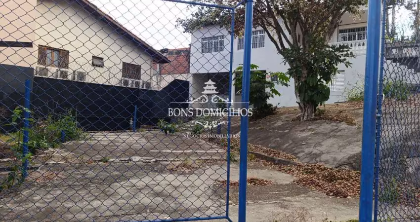 Casa comercial com 2 salas para alugar no Jardim da Glória, Cotia 