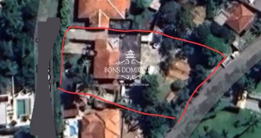 Terreno para investidores em residencial na granja viana.  quase 1.000 m de terreno com entrada por duas ruas.