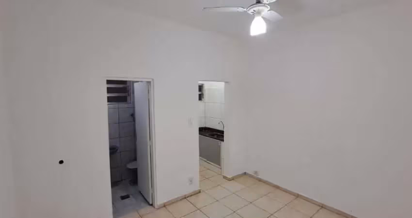Kitnet / Stúdio à venda no Embaré, Santos 