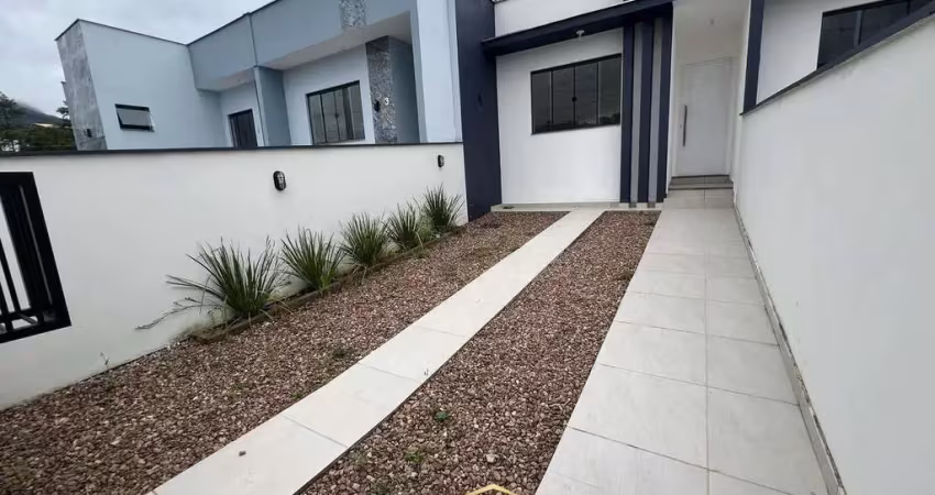 Casa Geminada para Venda em Jaraguá do Sul, Tres Rios do Sul, 2 dormitórios, 1 banheiro, 2 vagas