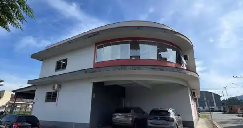 Galpão para Locação em Guaramirim, Centro, 1 banheiro