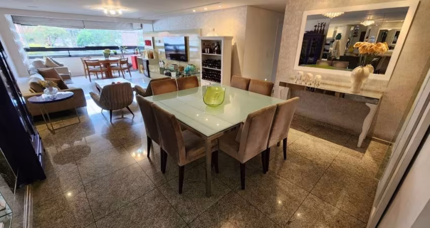 Apartamento nascente todo no porcelanato à venda com 3 suítes, no melhor trecho das Graças.