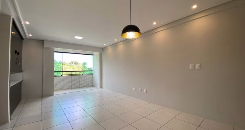 Apartamento com 3 quartos sendo 1 suíte, à venda em Apipucos.