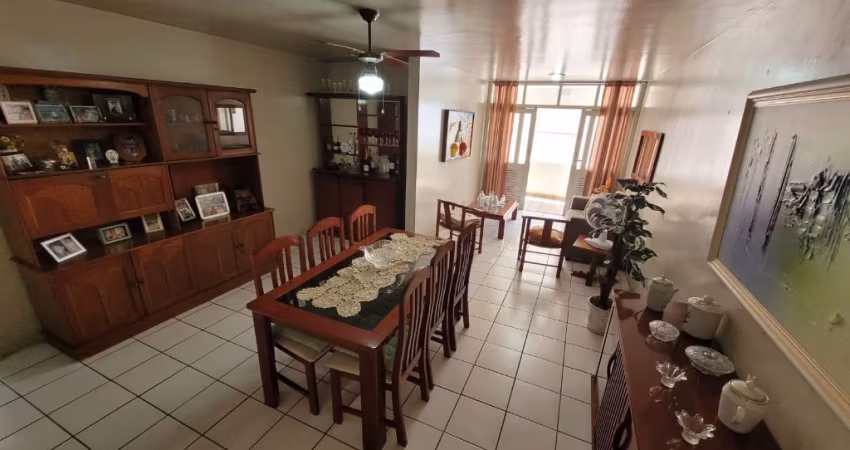 Apartamento à venda com 3 quartos sendo 1 suíte, em Boa Viagem.