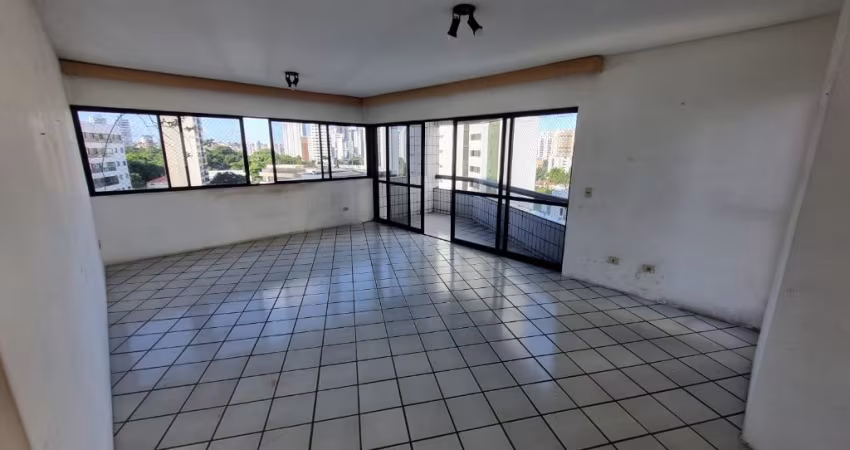 Apartamento nascente à venda com 4 quartos sendo 2 suítes, no melhor trecho do Parnamirim.