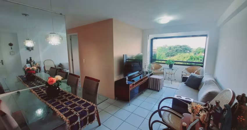 Apartamento à venda com 3 quartos sendo 1 suíte, no melhor trecho de Água Fria.
