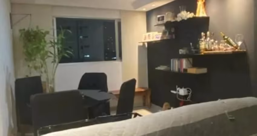 Apartamento nascente à venda com 2 quartos sendo 1 suíte, no melhor trecho da Madalena.