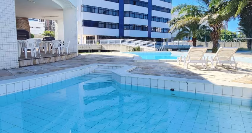 Apartamento para venda com 320m², 04 suítes e escritório em Lagoa Nova, andar alto e vista livre