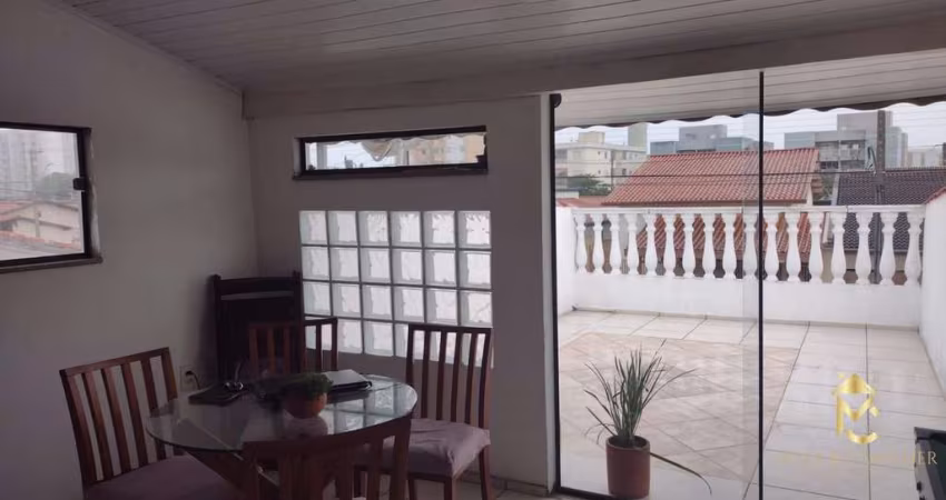 Casa à Venda em Parque Santo Antônio, Taubaté - SP
