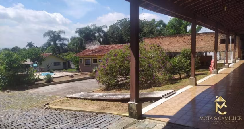 Belíssima chácara a venda  à Venda em Bairro dos Guedes, Tremembé - SP