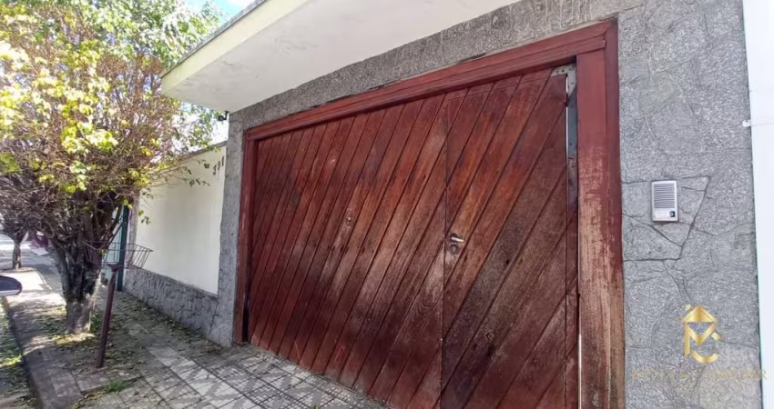 Sobrado à Venda em Jardim Ana Emilia, Taubaté - SP
