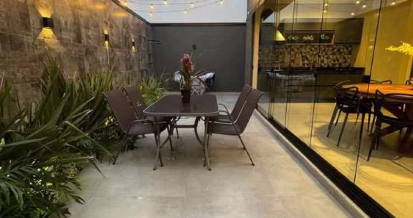 Casa em condomínio à Venda em Caminho Novo, Taubaté - SP