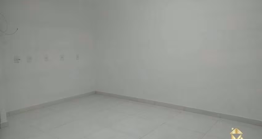 Casa à Venda em Jardim Sandra Maria, Taubaté - SP