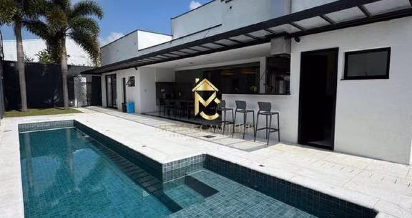 Casa com piscina e área Gourmet à venda em condomínio de Alto Padrão.