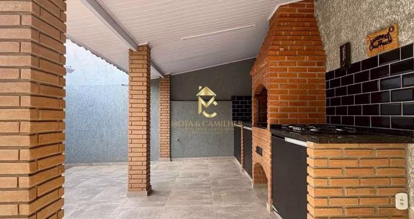 Linda casa térrea com 3 dormitórios e linda área gourmet.