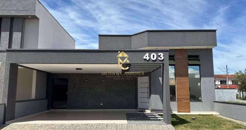 Casa com planejados à venda em Taubaté.