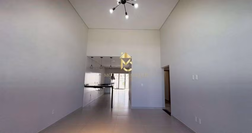 Casa térrea à venda em condomínio.