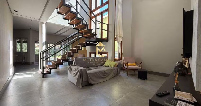 Casa à venda em condomínio de Alto Padrão