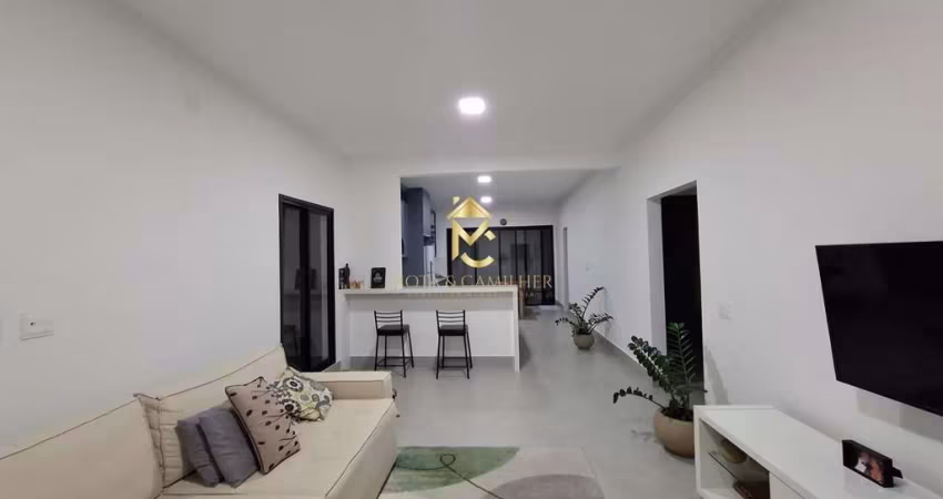 Casa à venda dentro de condomínio em Taubaté.