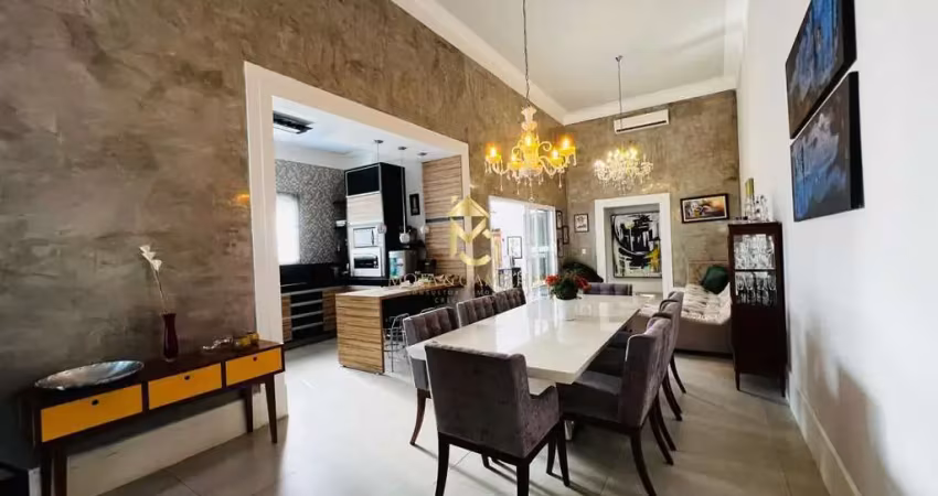 Casa com varanda gourmet à venda em condomínio fechado em taubaté