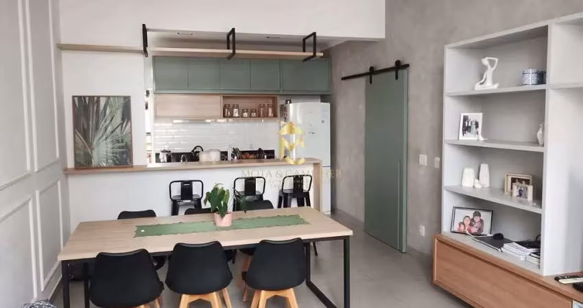 Casa com piscina e planejados à venda no jardim morumby