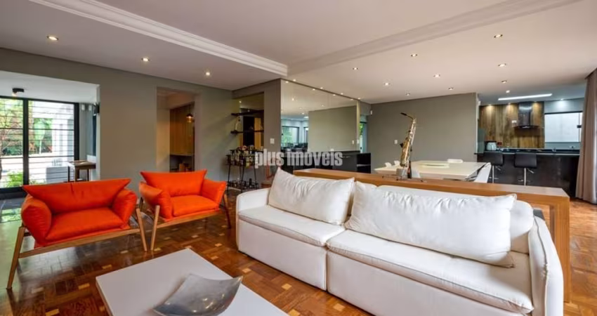 MARAVILHOSA CASA NO BROOKLIN! 5  SUITES  GAR - LAZER COM CHUR. PISCINA E QUADRA DE BEACH TENNIS