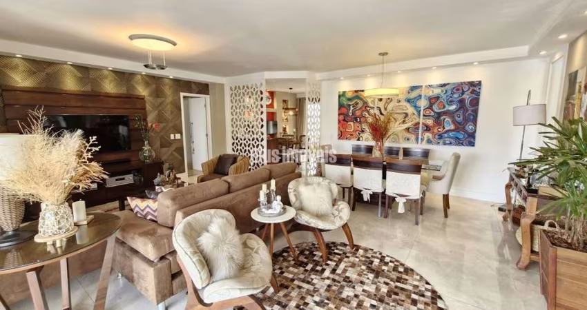 Apartamento  Reformado 3 Quartos 2  Suites 3 Vagas  Deposito no Morumbi!!!!