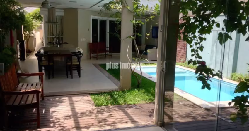 CIDADE JARDIM CONDOMÍNIO FECHADO 443,0M²AC  4 SUÍTES - 6 VAGAS - PISCINA E ESPAÇO GOURMET