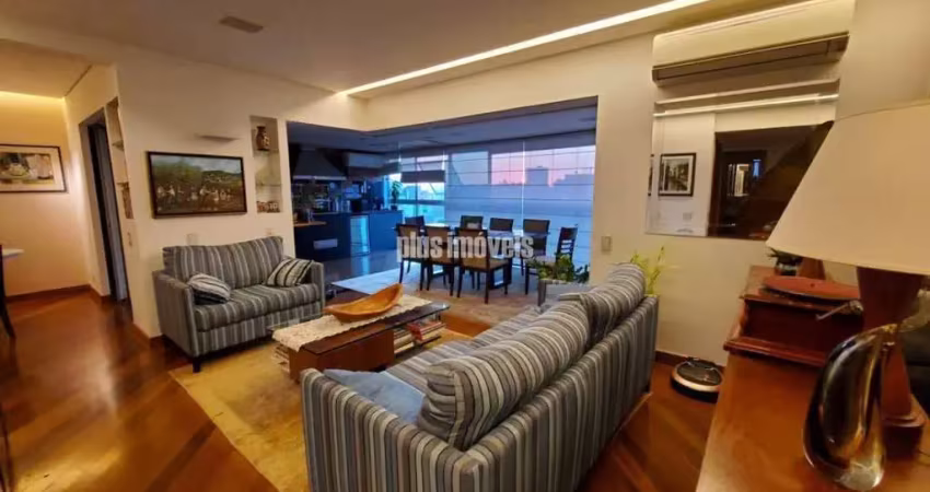 Impecável -  panamby -  207,49m²  2 suítes (suíte master com closet)  - 4 gar -  lazer de clube