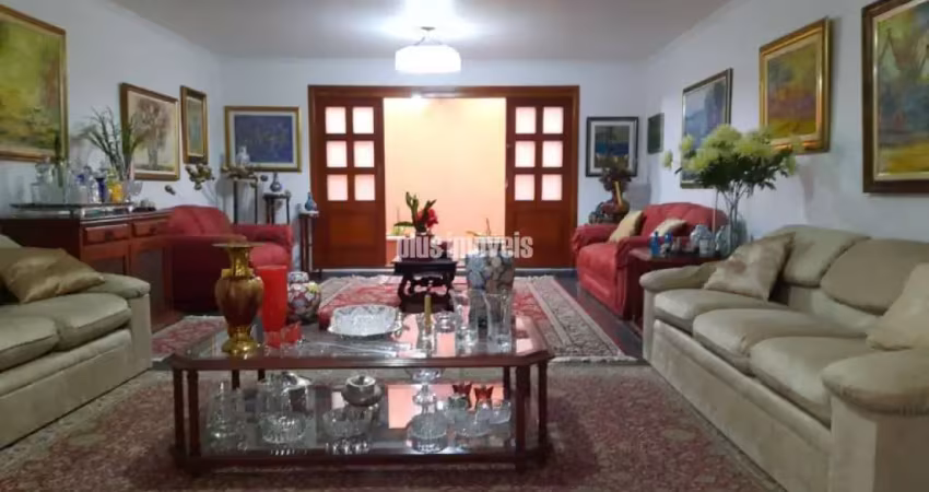 Casa com 3 quartos à venda na Rua Professor Teófilo Carvalho, 258, Morumbi, São Paulo