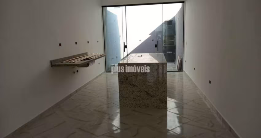 Nova - Ótima localização.
