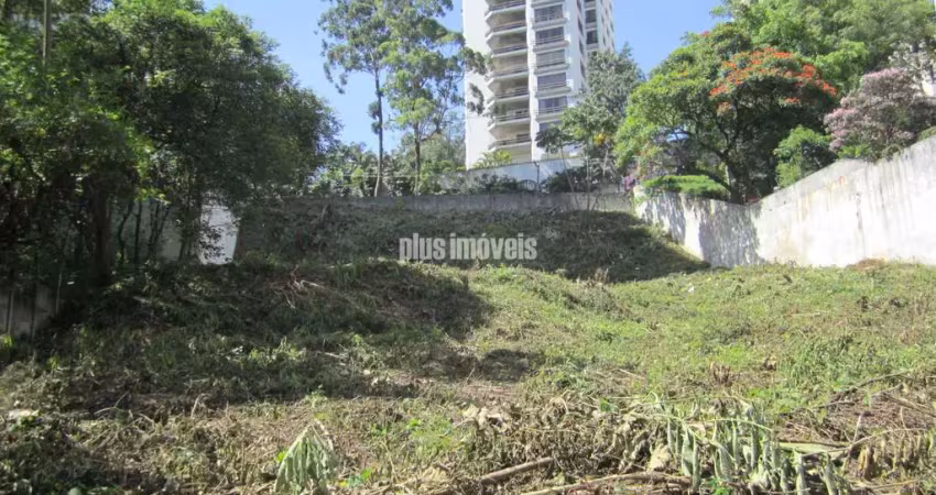 Terreno comercial na melhor localização do bairro!!!!