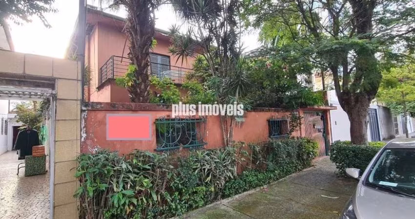 Sobrado com 3 Quartos e 5 banheiros à Venda, 230 m²