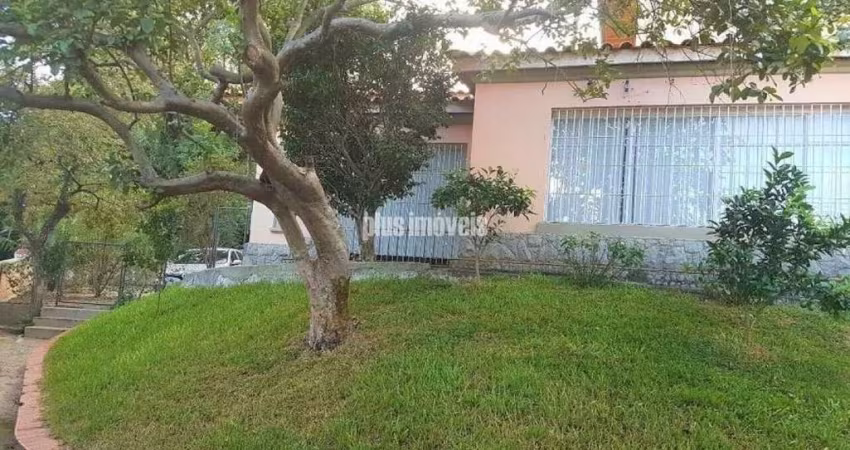 Lindíssima Casa no alto Sumaré com 450 m² ac e 700 m² área