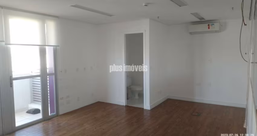CONJUNTO COMERCIAL - LOCAÇÃO - PRÉDIO COM 10 ANOS