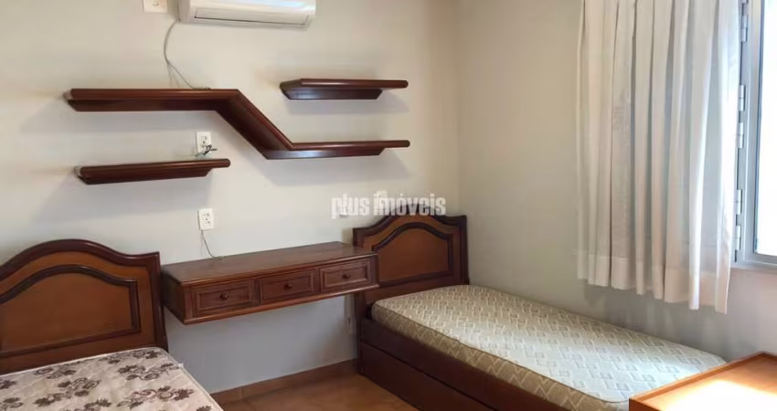 .Apartamento 72 m2 , Vila clementino ,2 Dormitórios , 2 vagas de garagem ,px  do metro santa cruz